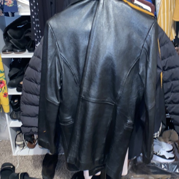 Jim and Mary Lou leather Jacket - Picture 7 of 8